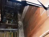 Tàu làm việc để bán