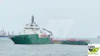 Tàu kéo để bán