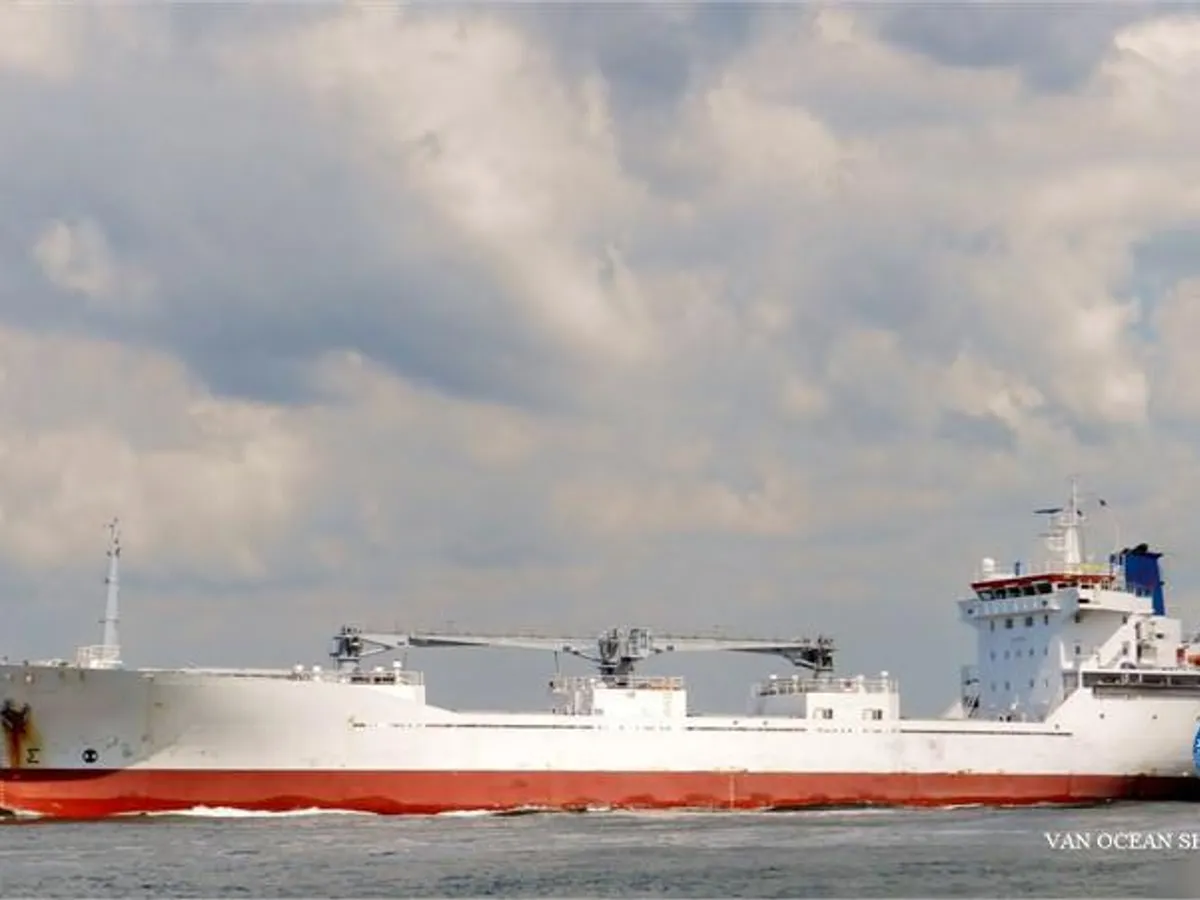 Tàu lạnh để bán