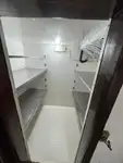 Tàu container để bán