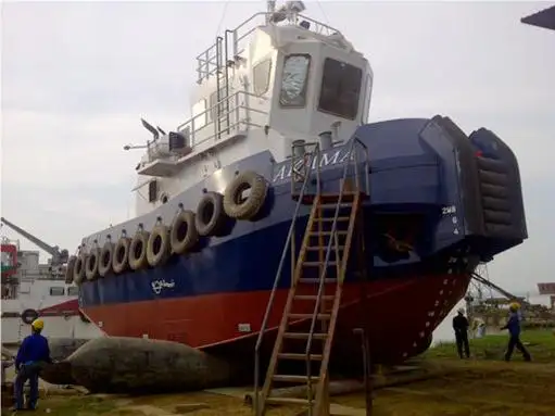 Tàu kéo để bán