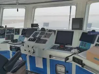 Tàu nghiên cứu để bán