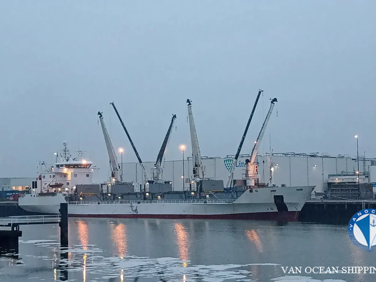 Tàu lạnh để bán