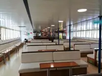 Tàu du lịch để bán