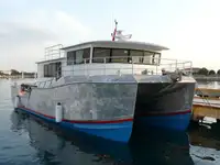 Tàu khảo sát rao bán