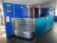 Tàu hai thân để bán