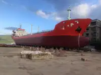 Tàu chở dầu để bán