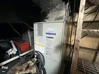 Tàu kéo lưới để bán