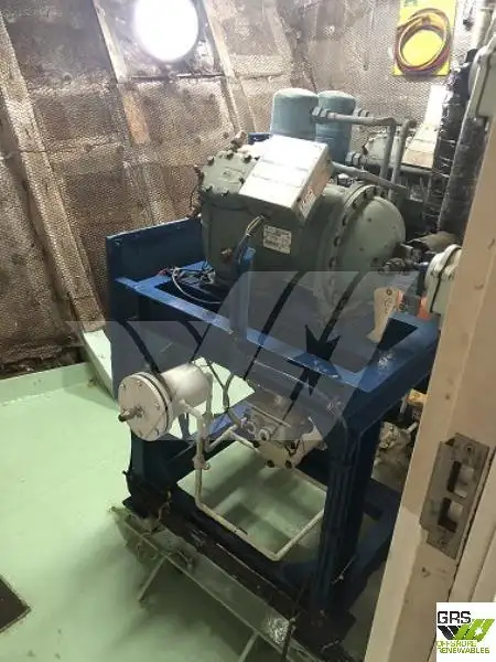 Tàu hỗ trợ lặn để bán
