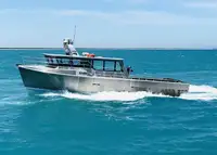 Tàu làm việc để bán