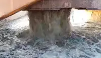 Tàu nạo vét để bán