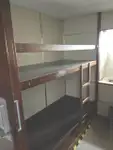 Sà lan chở người để bán