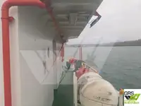 Tàu đổ bộ, chở hàng để bán