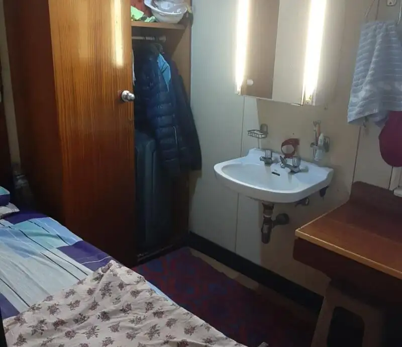 Tàu chở hàng rời để bán