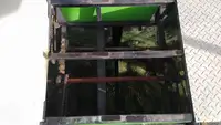 Tàu container để bán