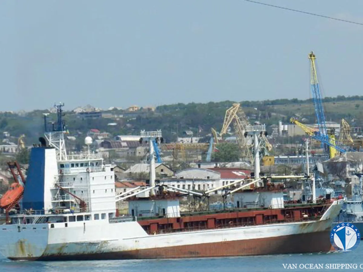 Tàu lạnh để bán