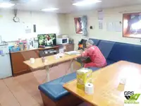 Tàu đổ bộ, chở hàng để bán