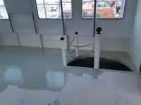 Tàu hỗ trợ lặn để bán