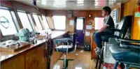 Tàu đổ bộ, chở hàng để bán