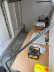 Tàu làm việc để bán