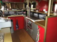 Tàu chở khách để bán