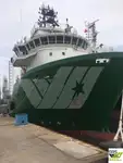 Tàu cung cấp rao bán