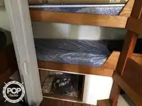 Tàu cung cấp để bán