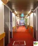 Tàu du lịch để bán