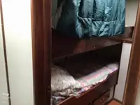 Tàu kéo lưới để bán
