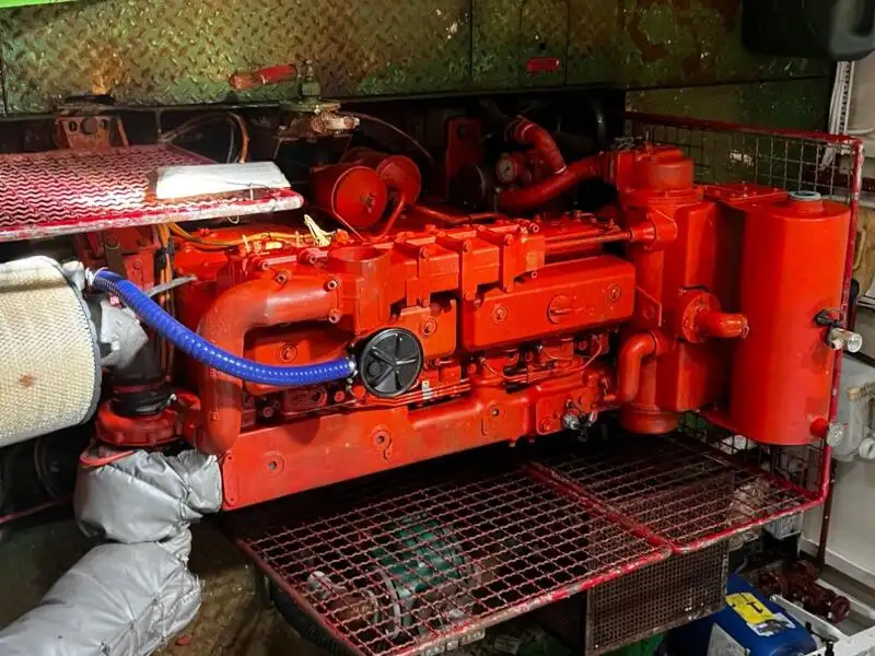 Tàu tuần tra để bán