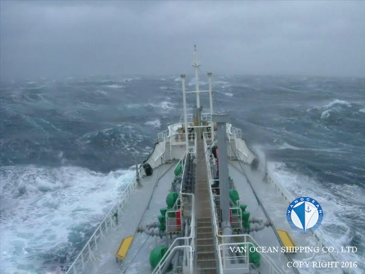 Tàu chở dầu/hóa chất để bán