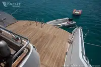 Tàu hỗ trợ lặn để bán