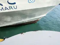Tàu chở khách để bán