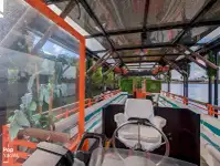 Tàu du lịch để bán