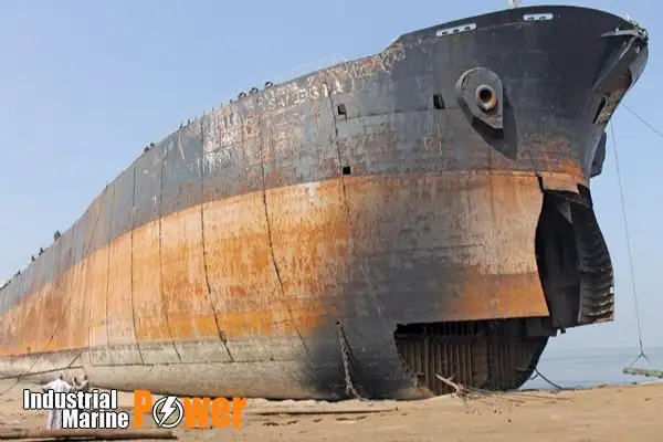 Kim loại phế liệu để bán