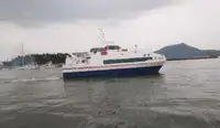 Tàu chở khách để bán