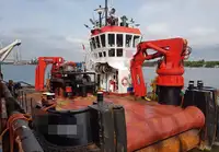 Tàu kéo để bán
