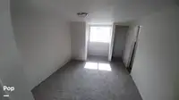 Tàu kéo lưới để bán