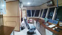 Tàu đổ bộ, chở hàng để bán
