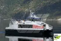 Tàu chở khách rao bán
