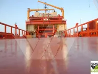 Tàu cung cấp để bán