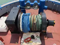Tàu kéo để bán