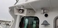 Tàu kéo lưới để bán