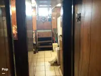 Tàu kéo lưới để bán