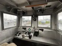 Tàu tuần tra để bán