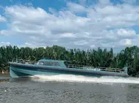 Tàu thuyền rao bán