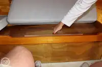 Tàu chế biến cá để bán