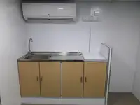 Tàu chở thủy thủ đoàn để bán