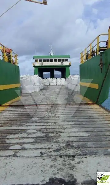 Tàu đổ bộ, chở hàng để bán
