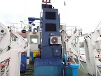 Tàu làm việc để bán